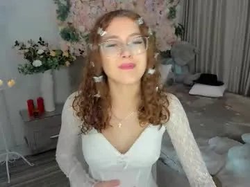 Freechat sereneflame on Chaturbate