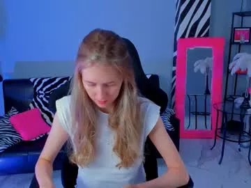 Private sharonevansi on Chaturbate