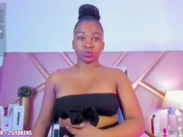 Freechat sophiesinclair on Chaturbate