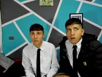 Freechat stivenred on Chaturbate