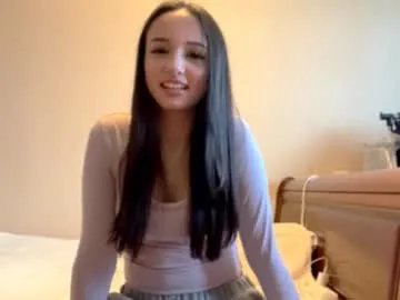 Freechat tressamarshbanks on Chaturbate