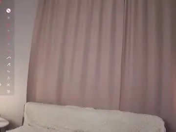 zara_shine on Chaturbate 