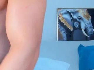 Offline adam_kravitz on Flirt4Free