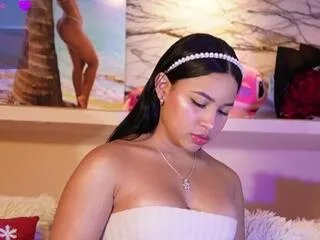Offline adriana_croft on Flirt4Free