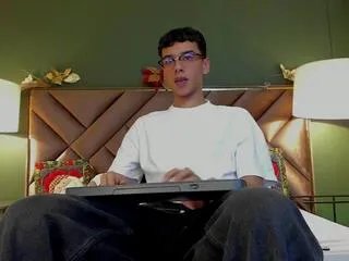 Offline aidden_royce on Flirt4Free