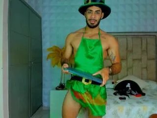 Offline alessio_moretti on Flirt4Free