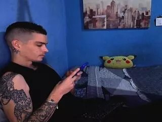 Offline alex_devegas on Flirt4Free