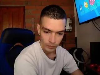 Offline alex_devegas on Flirt4Free