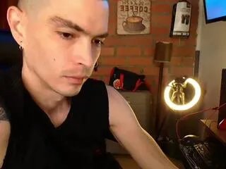 Offline alex_devegas on Flirt4Free