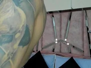 Offline alix_martin on Flirt4Free