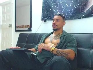 Offline andrei_hunter on Flirt4Free