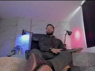 Freechat andres_suarez on Flirt4Free