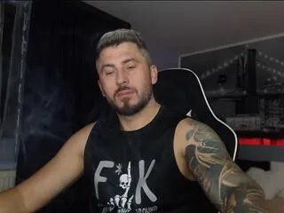 Offline andy_nice on Flirt4Free