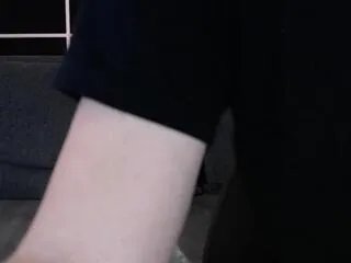 Offline antonio_west on Flirt4Free