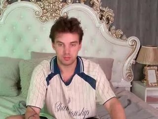 Offline arthur_andrews on Flirt4Free