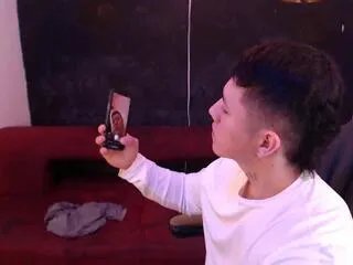 Offline arthur_andru on Flirt4Free
