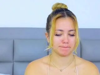 Offline azura_wave on Flirt4Free