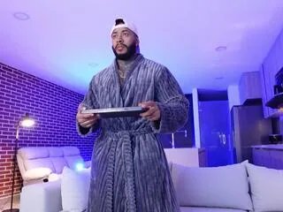 Offline blaze_b on Flirt4Free