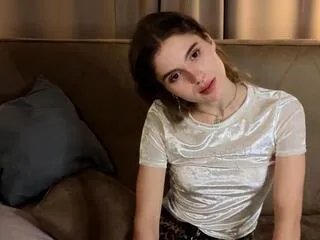 Freechat camilla_treacy on Flirt4Free