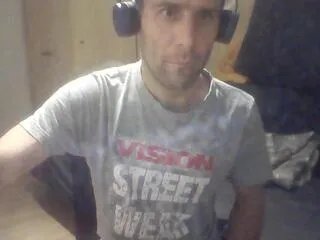 Offline captain_pyrat on Flirt4Free