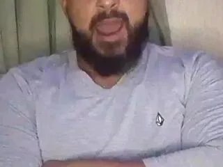 Offline carlos_jesus on Flirt4Free