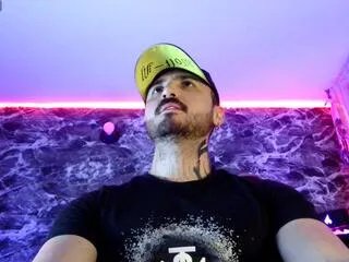 Offline chris_kochs on Flirt4Free