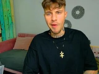 Offline christian_jagger on Flirt4Free