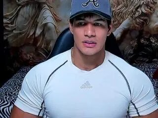 Freechat cris_cruz on Flirt4Free