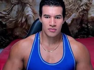 Freechat cris_cruz on Flirt4Free