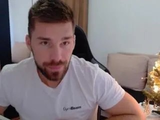 Offline darius_giles on Flirt4Free