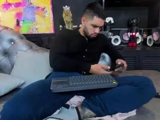 Offline deivid_james on Flirt4Free