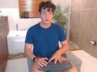 dyllan_cooper on Flirt4Free 