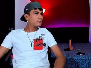 Offline eiden_allenx on Flirt4Free