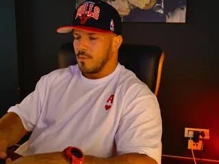 Offline erick_angelo on Flirt4Free