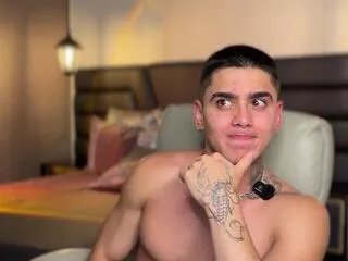 Offline ethan_colt on Flirt4Free