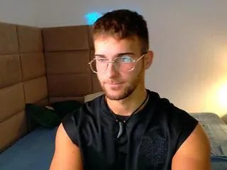 Offline forest_nichols on Flirt4Free