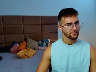 Offline forest_nichols on Flirt4Free