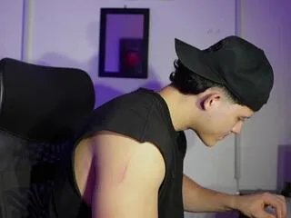 Offline hazzan_velez on Flirt4Free