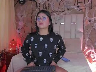 Offline jade_lorette on Flirt4Free