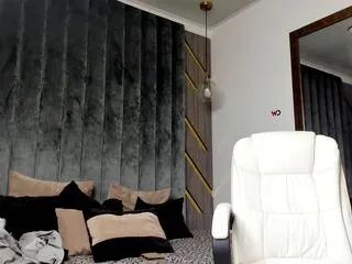 Offline james_whiite on Flirt4Free