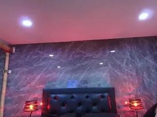 Freechat kamile_nilsen on Flirt4Free