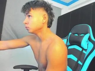 Offline kevin_bray on Flirt4Free