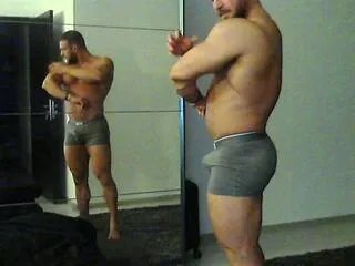 Offline kevin_muscle on Flirt4Free