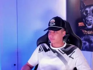 Offline konan_handerson on Flirt4Free