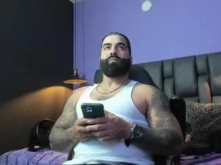 Offline leonidas_murphy on Flirt4Free