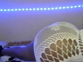 Offline lilly_curvy on Flirt4Free