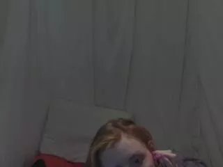 Offline lora_foxy on Flirt4Free