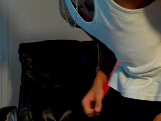 Freechat lukee_taylor on Flirt4Free
