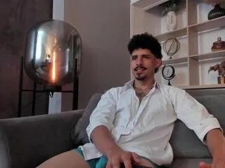 Freechat lukee_taylor on Flirt4Free