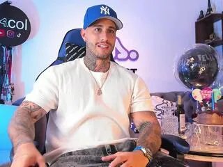 Offline magic_mak on Flirt4Free